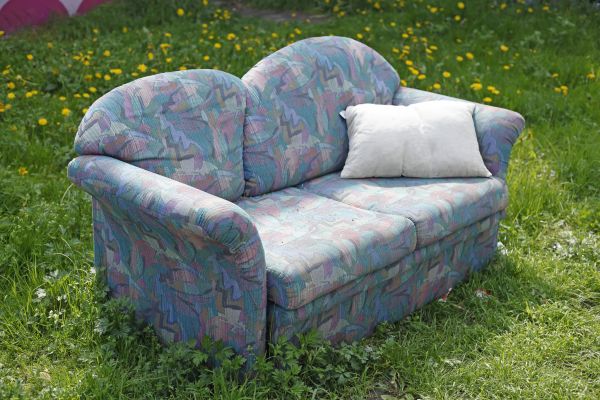 Couch Disposal in Bothell